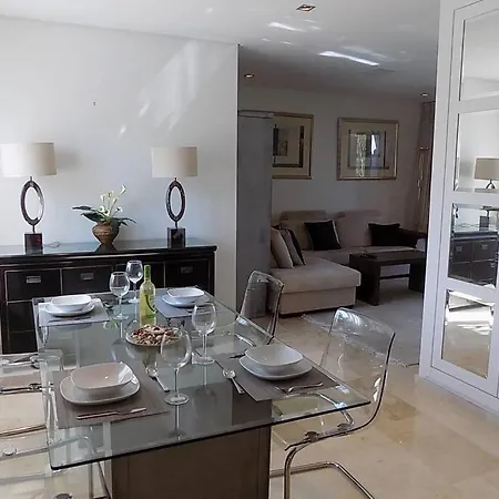 Le Village Apartment *